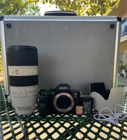 Sony Alpha a7 III with Sony FE 2.8/70-200 GM OSS Lens