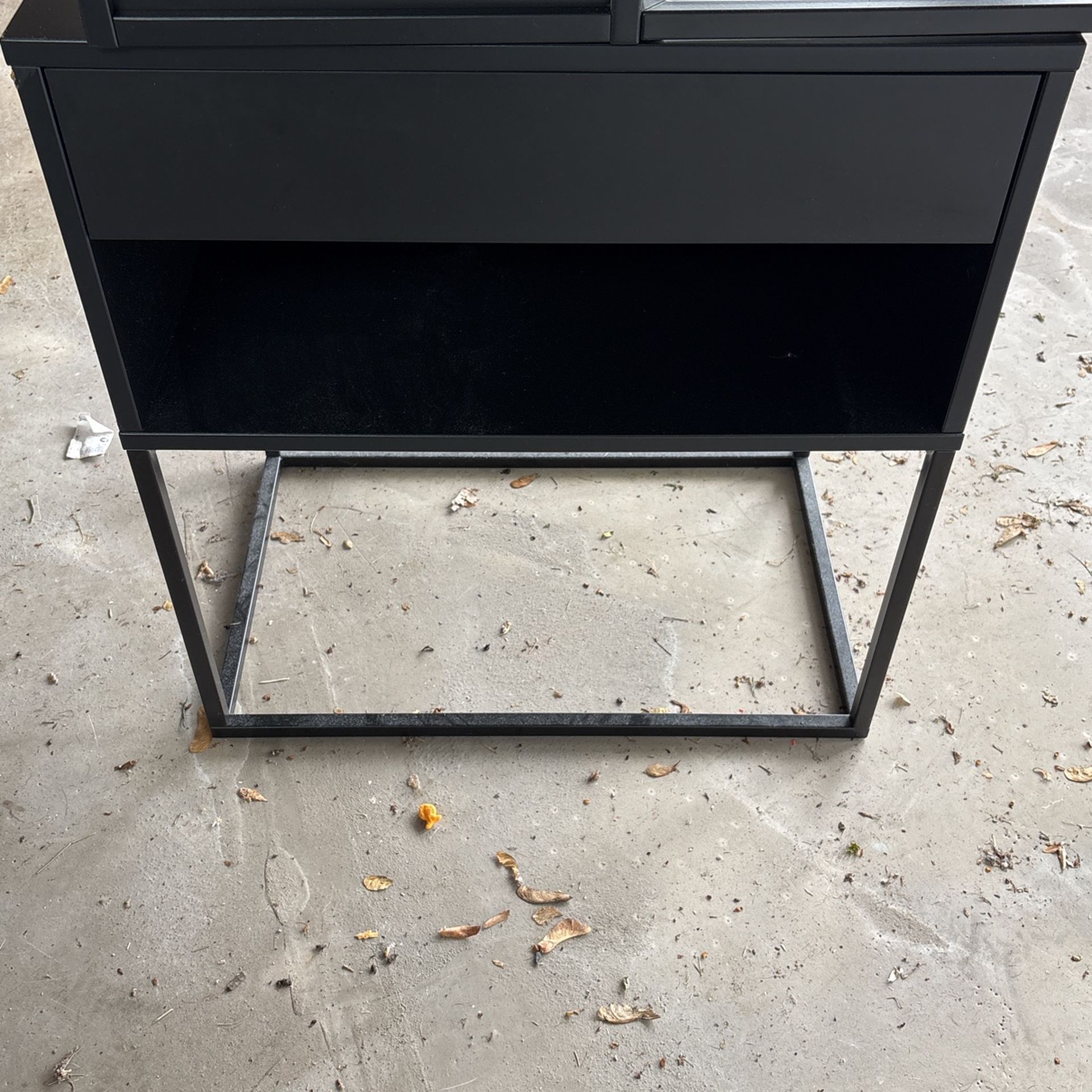 IKEA Nightstands Like New