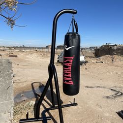 Everlast Heavy Bag Stand Whit Bag 