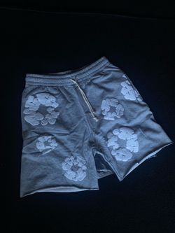 Denim tear shorts (m)
