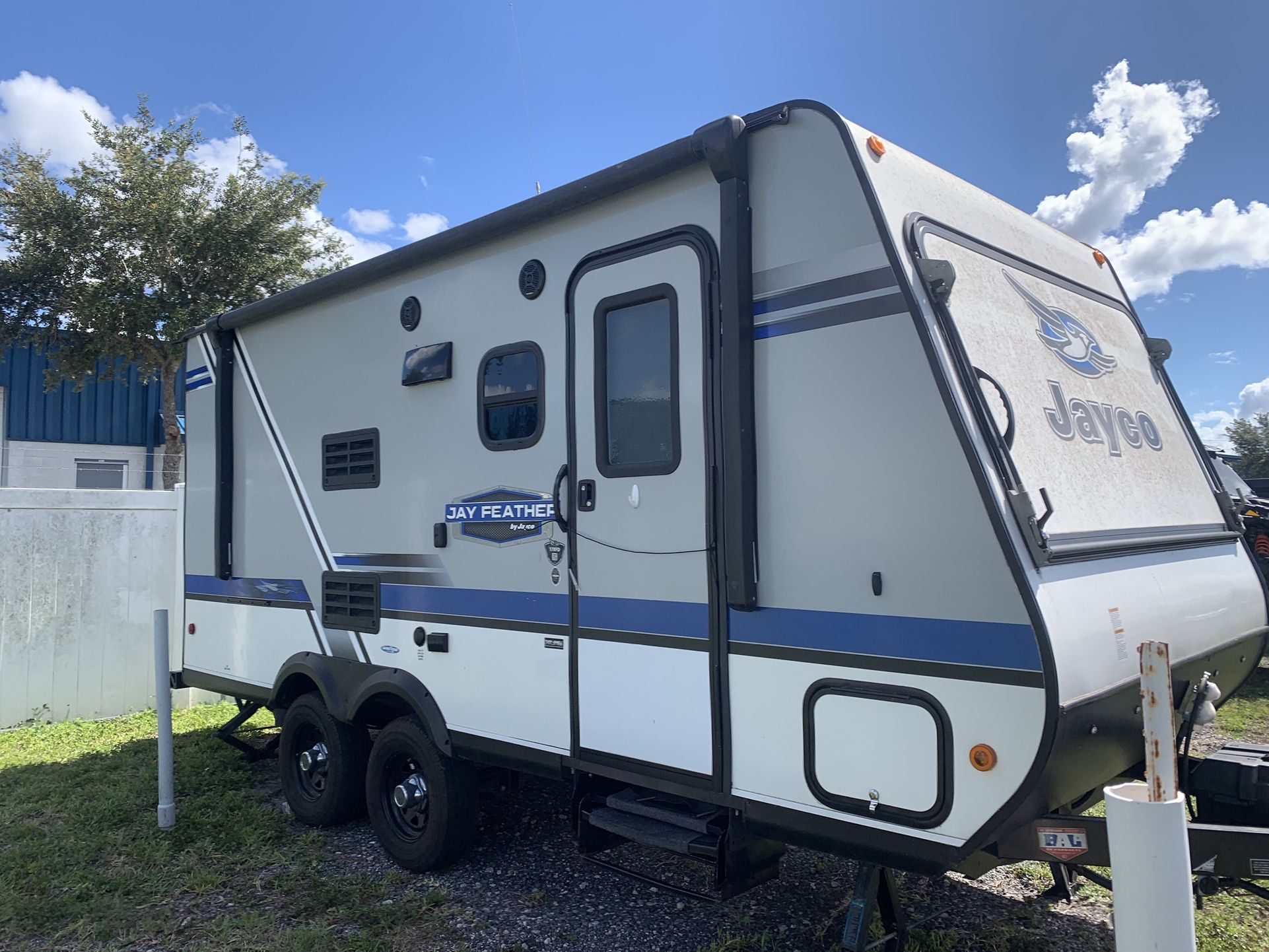 Jayco Jay Feather 2016 Travel Trailer 