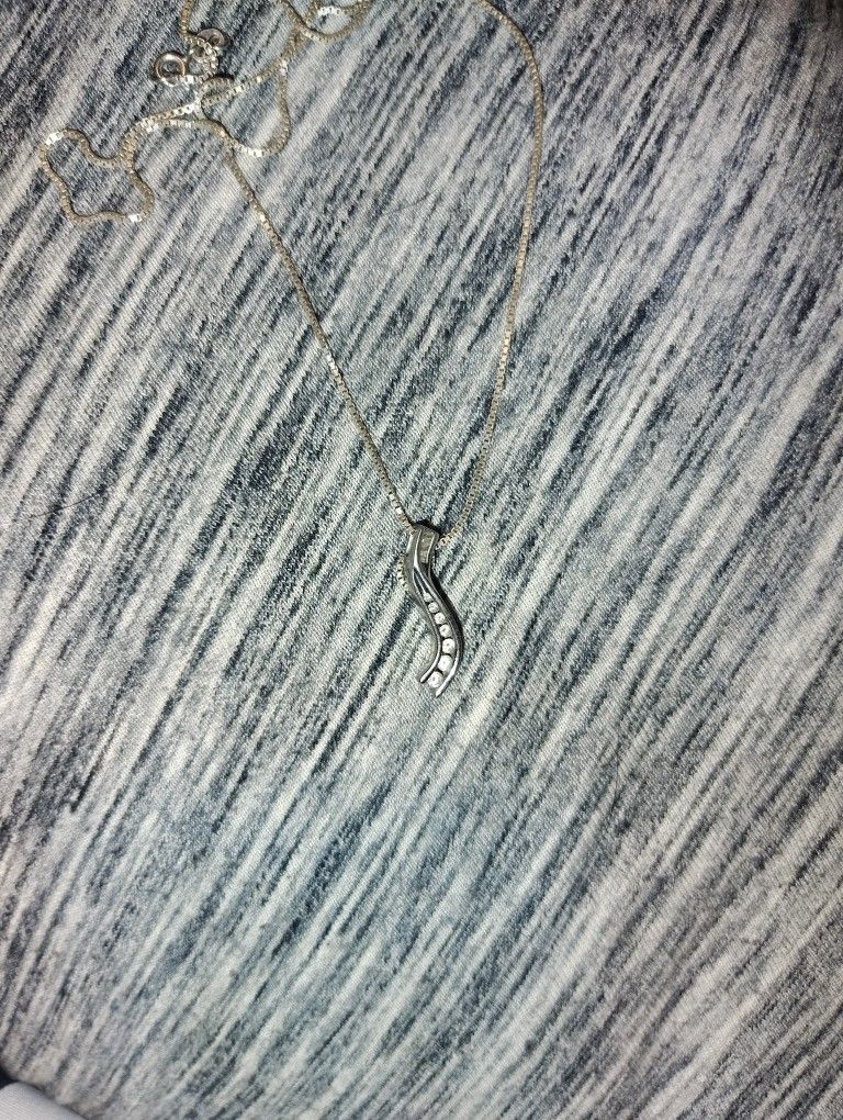 925 Silver Charm With Real Diamonds
