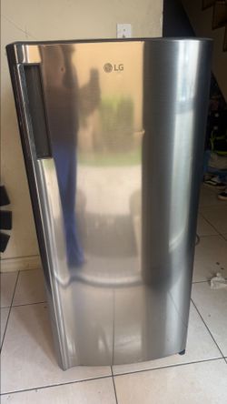 Lg refrigerator