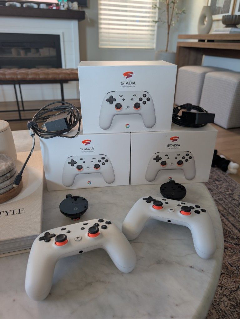 Google Stadia Controller With 4K Chromecast Ultra