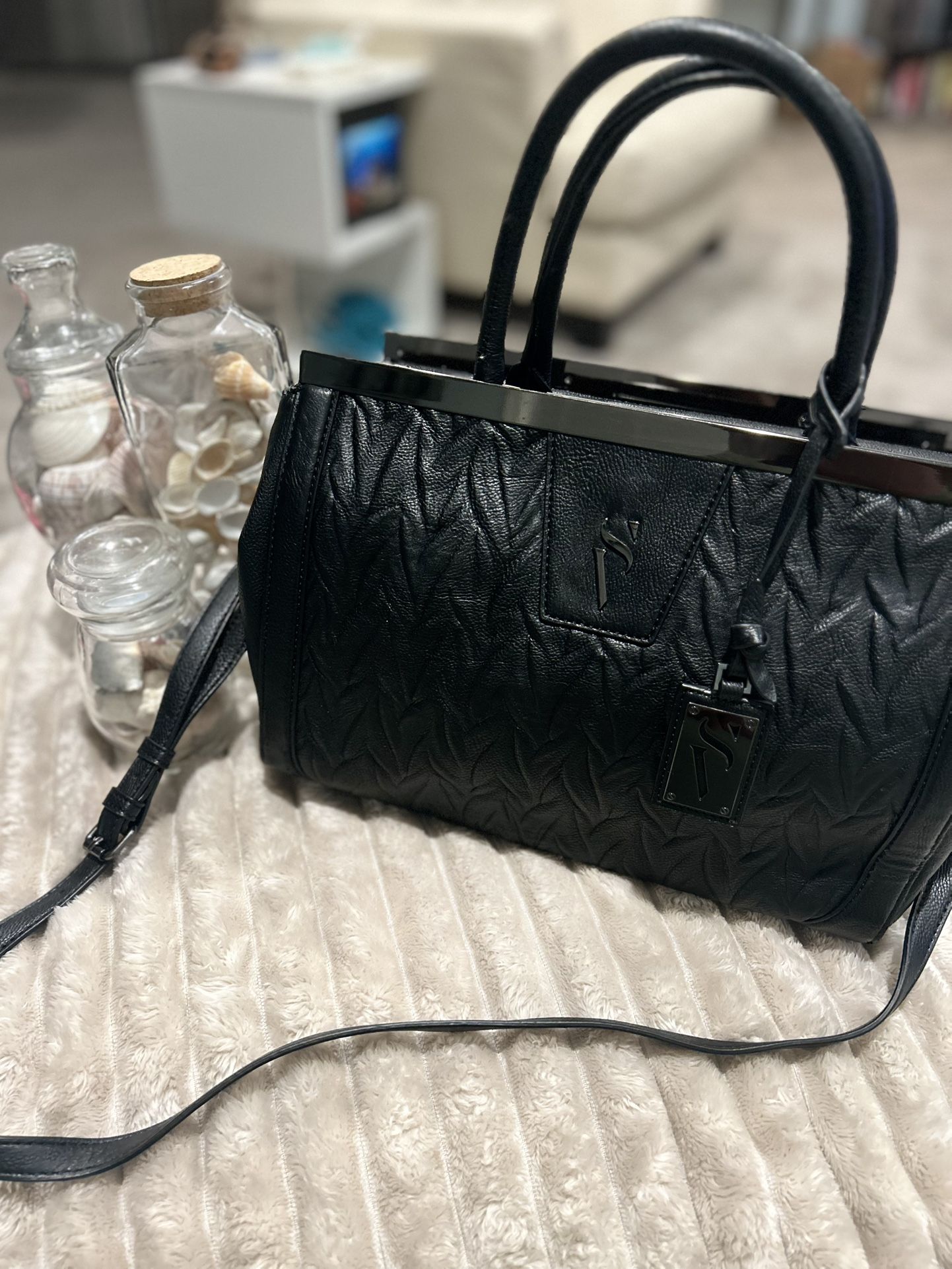 Simply, Vera Wang Black Crossbody Handbag