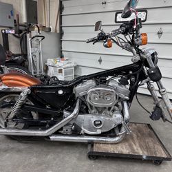 2001 Harley-Davidson 883 Sportster Full Part Out