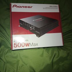 Five hundred watt max pioneer two in one channel amp
