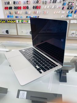 MacBook Pro 2020 16gb ram 512gb ssd