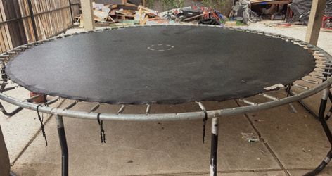 Trampoline