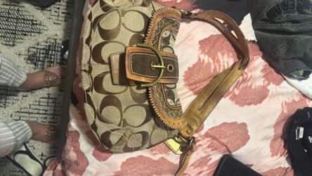 Authentic coach purse