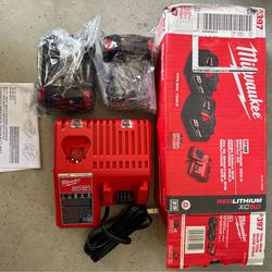 BRAND NEW Milwaukee M18 Started Kit with Two Batteries and Charger