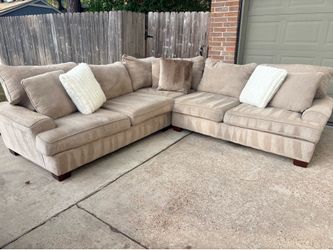 Sectional couch