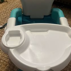 Safety 1st Sit, Snack & Go Feeding Booster Seat 