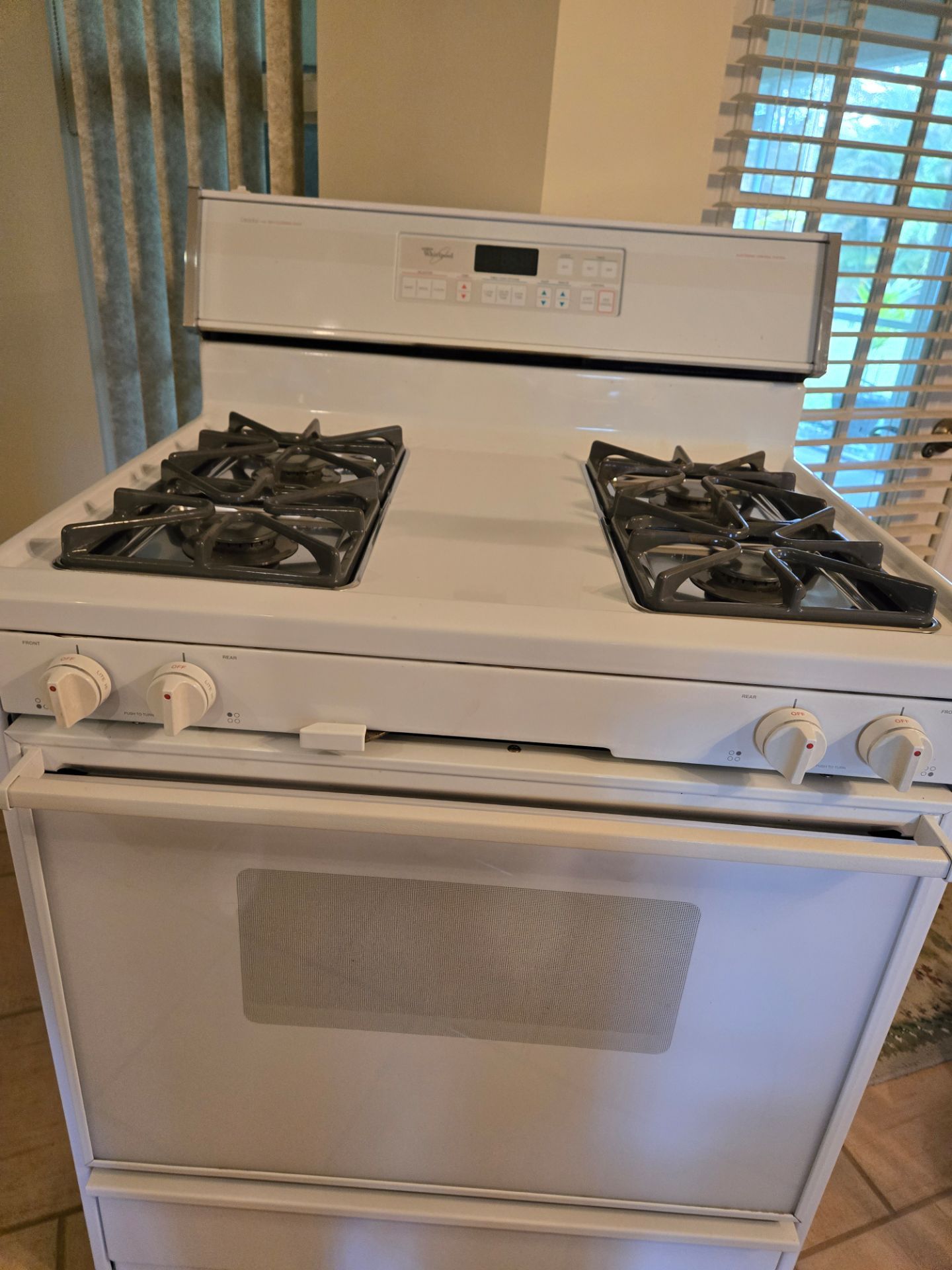 Whirlpool propane stove.