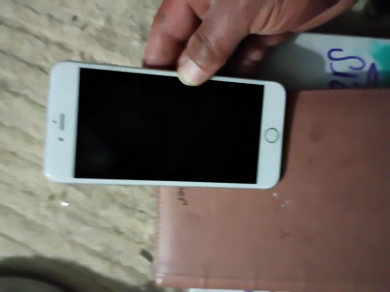 Still Styling 1phone