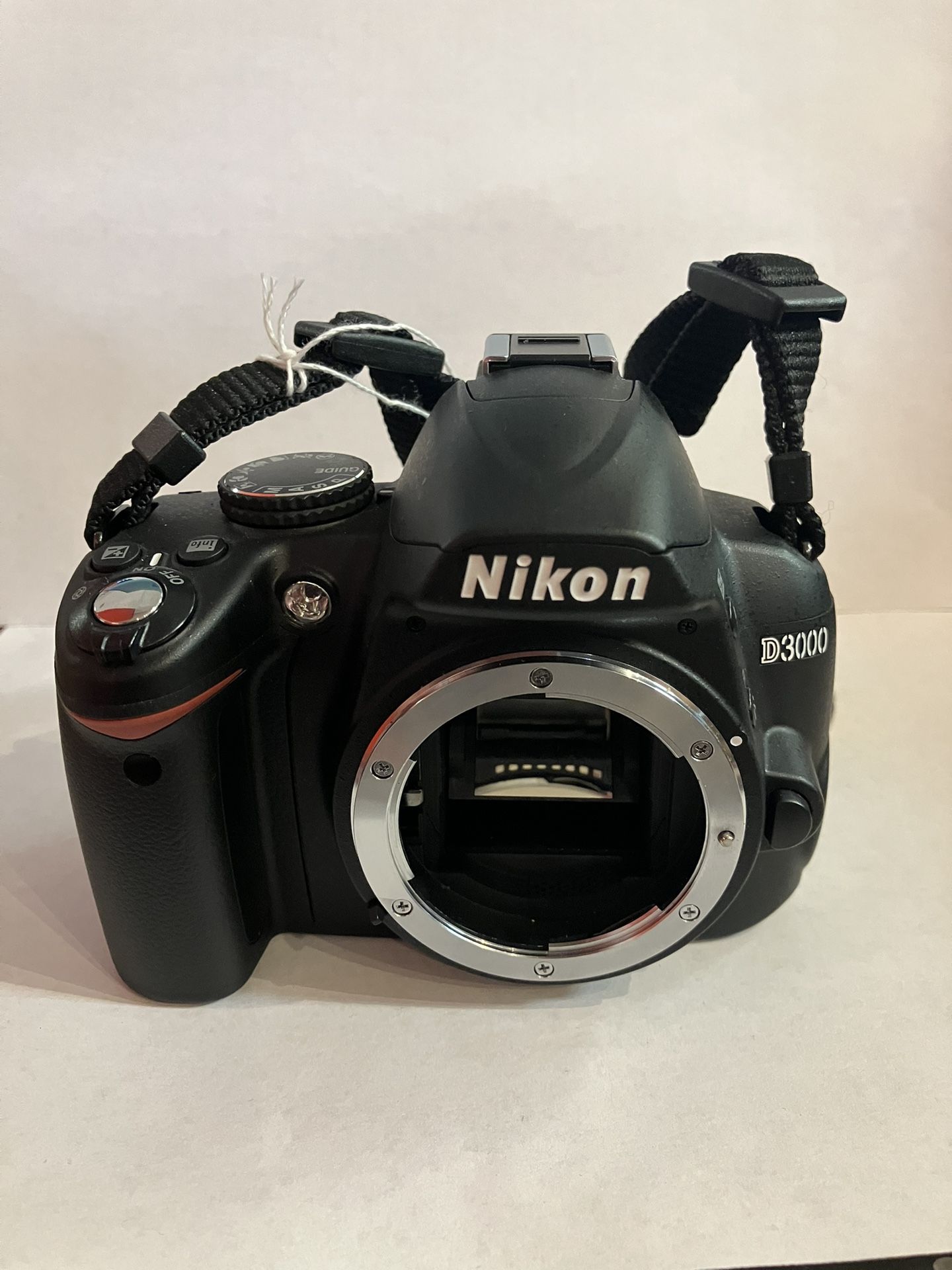 Nikon D3000 #104681-1 MGC