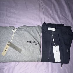 FEAR OF GOD ESSENTIAL HOODIE