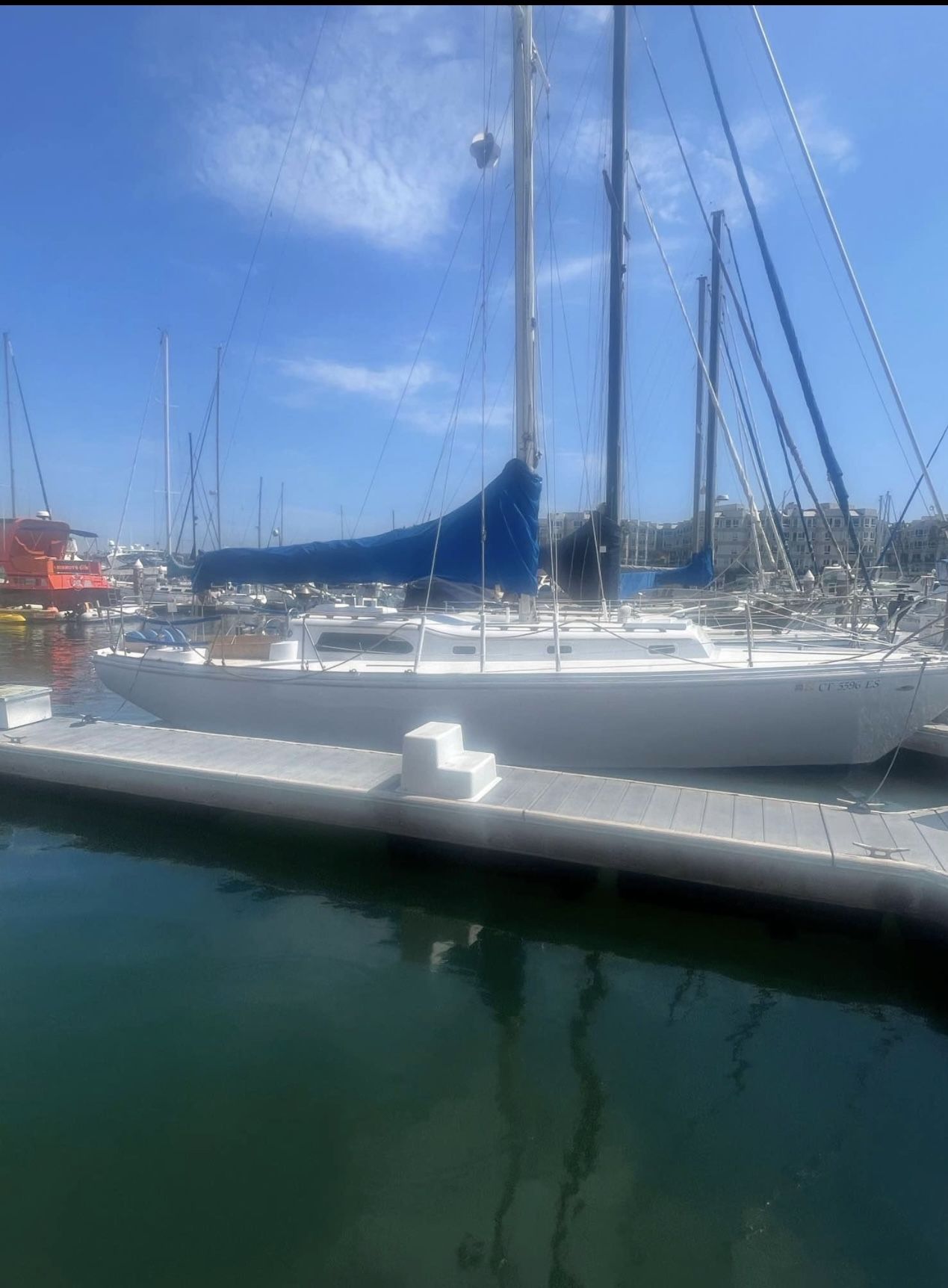 Columbia 37 Ft 1972 Great Boat For Opportunity To Live On