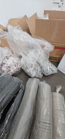 Bulk Disposable Cups, Bowls & Salt & Pepper Lot. $15