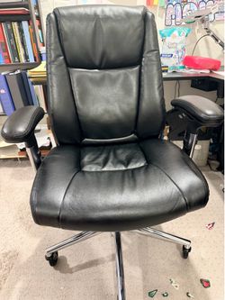 Computer chair