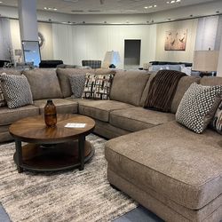 AP🎊$49 Down Payment For Financing👉 Light Brown Oversized Sectional Couch With Chaise 