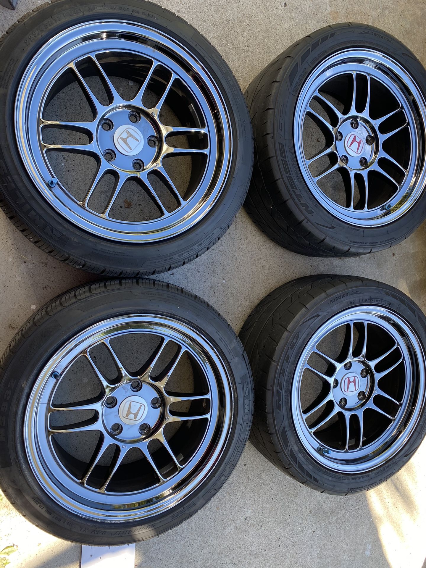 Enkei RPF1 SBC 17x9 +45 5x114 Honda S2000