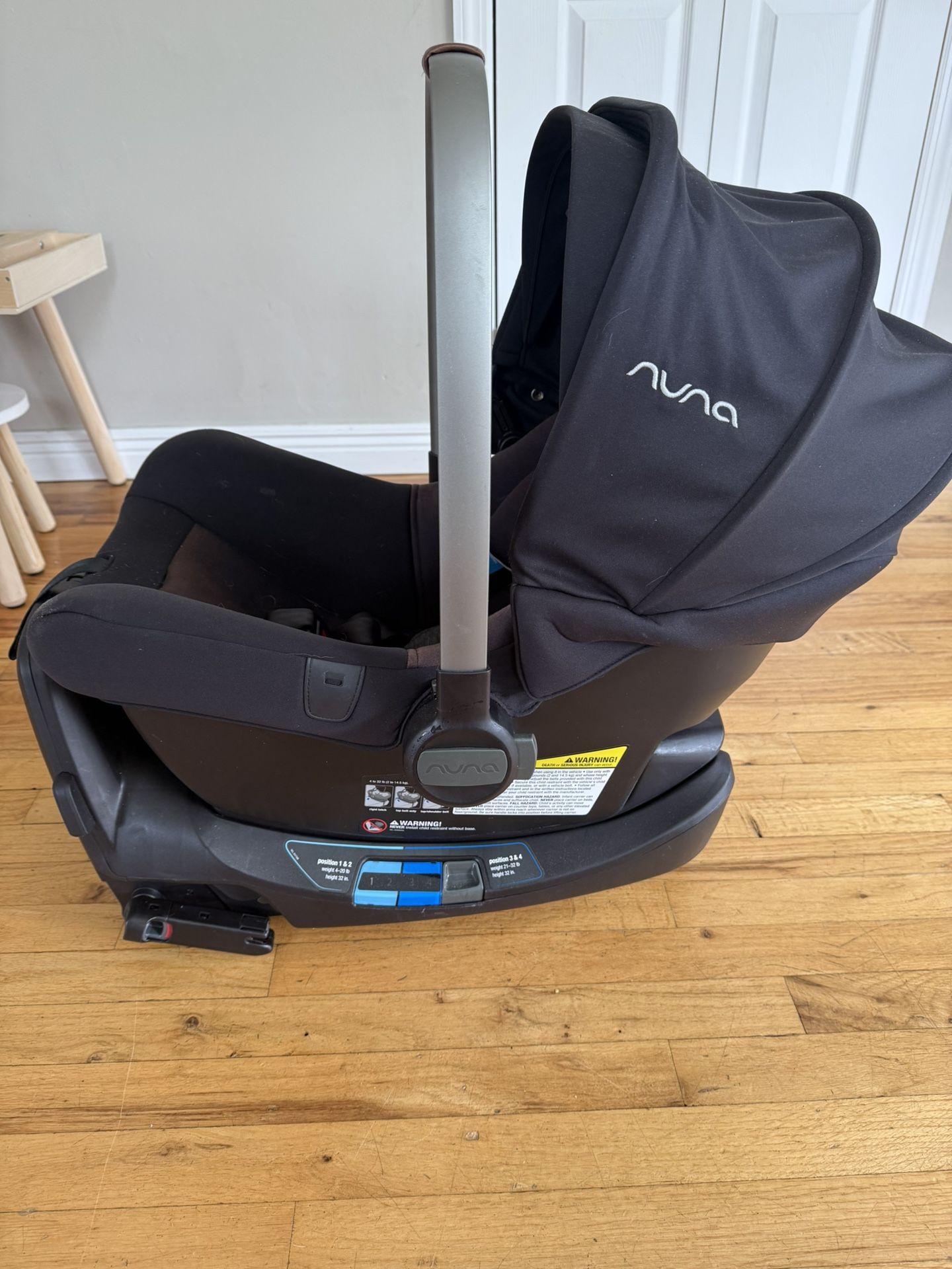 Nuna Pipa Lite Infant Car Seat
