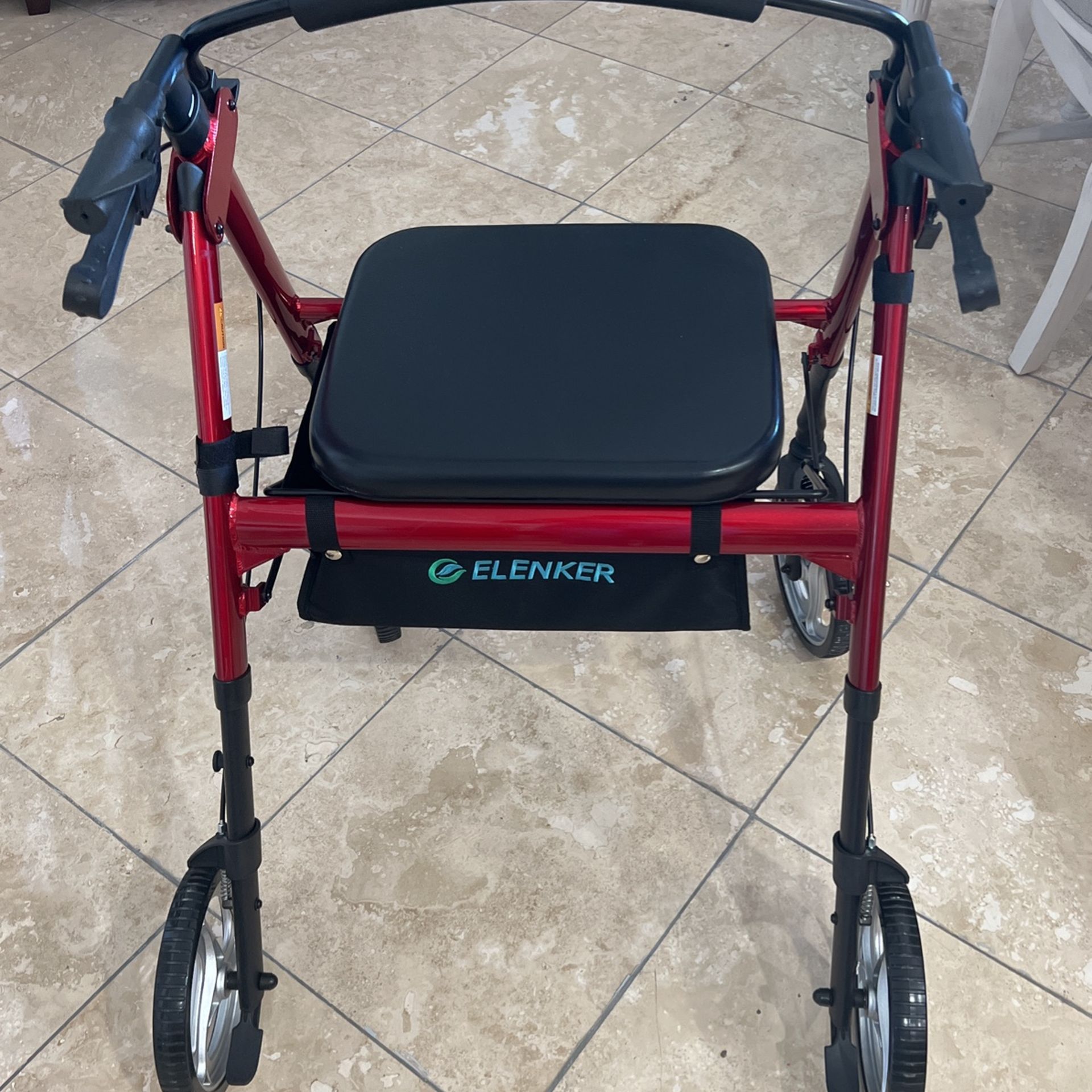 Elenker Chair
