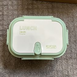Lunch Box(9”x6.25”x3”)