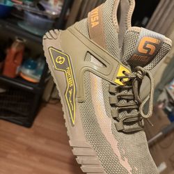 Gently Used Steel Toe Shoes