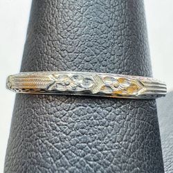 18k white gold floral ring