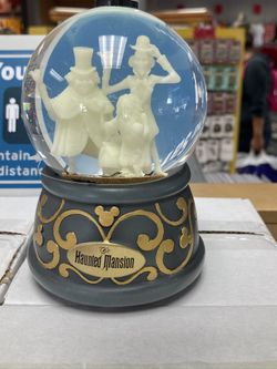 Disney Haunted Mansion Snowglobe