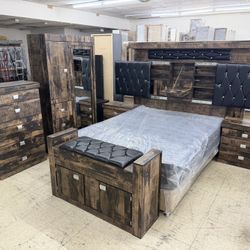 New Brown Bedroom Set (King/Queen/Full) 