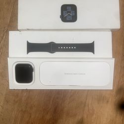 MRH73LL/A Apple watch SE (Gen 2) 48mm Midright Ai tie 5a M/s 68% Designed by Appie In California Made in Vietnam Other Items as marked thereon Model A