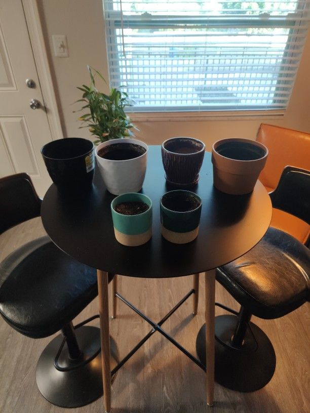Small plant Pots