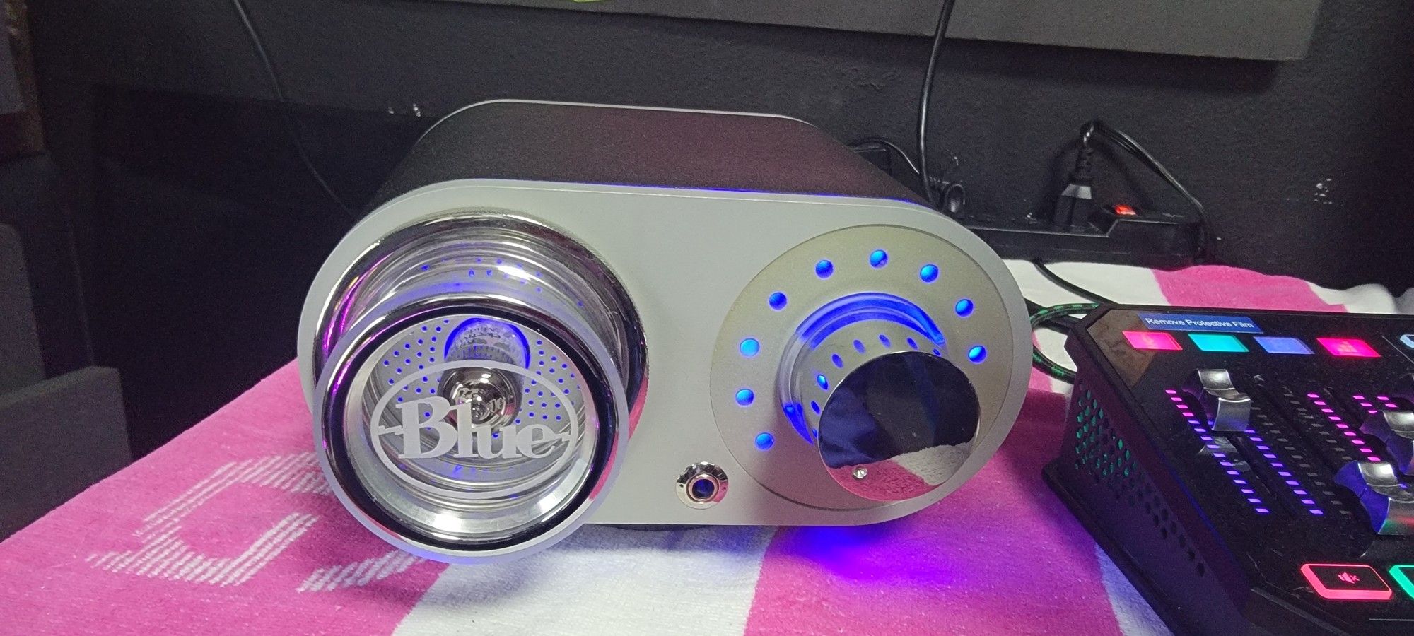 Blue Robbie Microphone Preamp