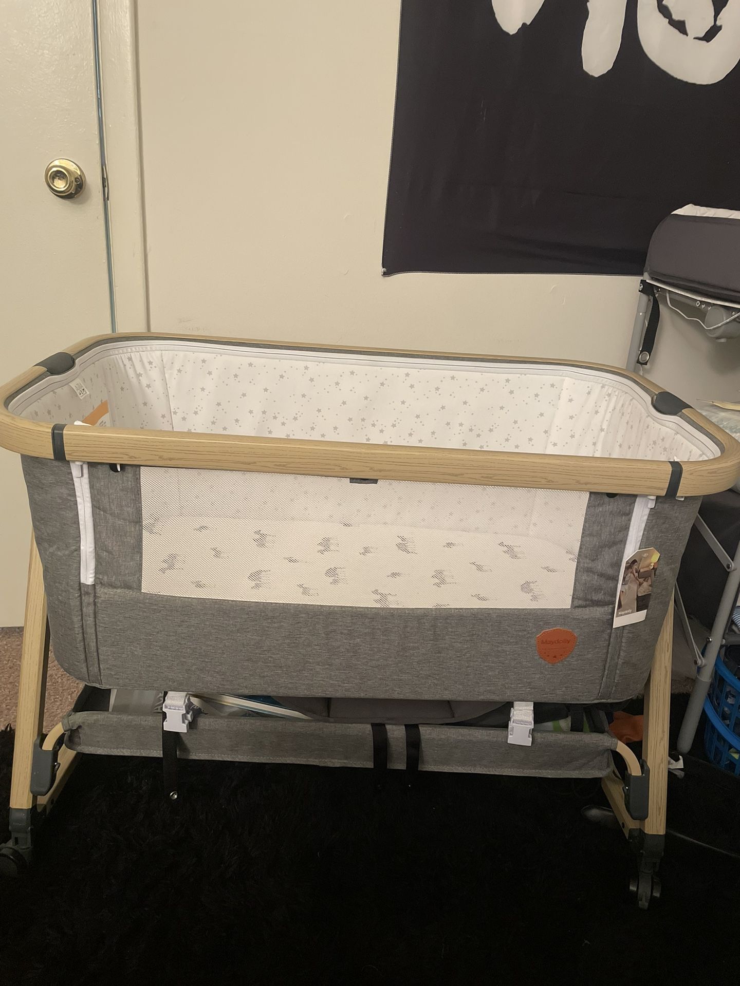 Maydolly Rocking Bassinet 