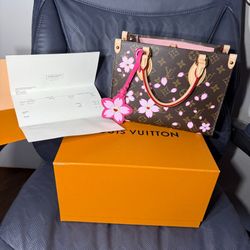 Louis Vuitton  x TM OnTheGo PM