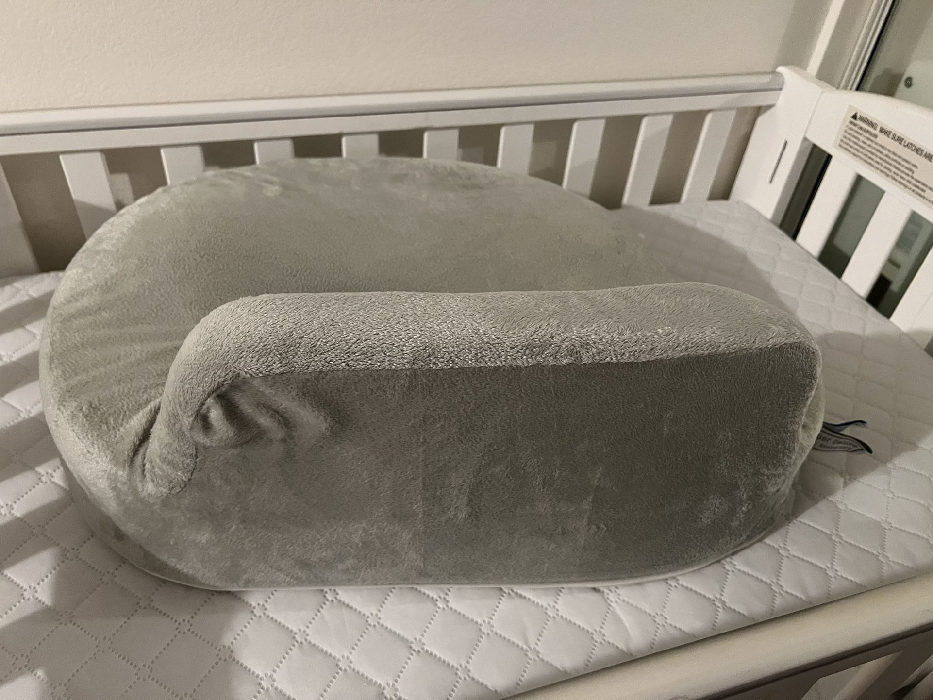 Breast Feeding Pillow