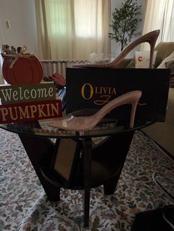Heels 7.5 clear Olivia