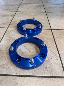 Wheel spacers for Polaris