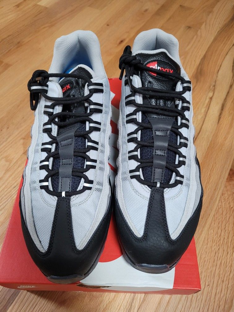 Nike Air Max 95 'Fish Scales' Koi Grey Black DQ3979-001 Men's Size 12 Shoes