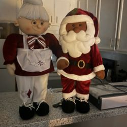 Mr And Mrs Santa (approx 18 Inches Tall)