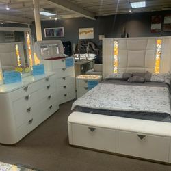 Modern Luxury Chouette Bedroom Set Real Marble $10 down