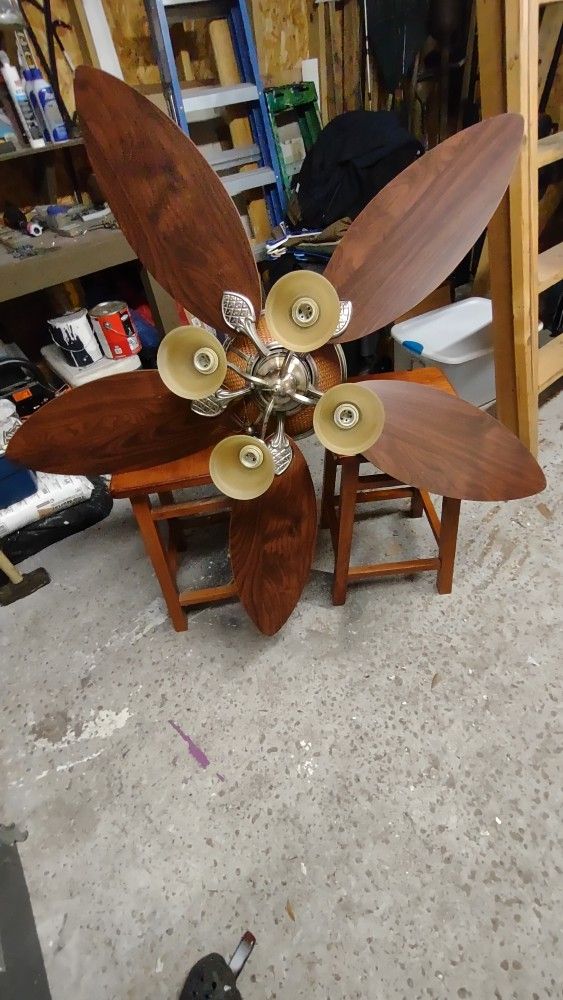 HARBOR BREEZE FAN/LIGHT