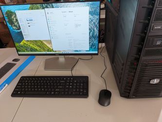 Desktop Computer (Window 11 Pro)