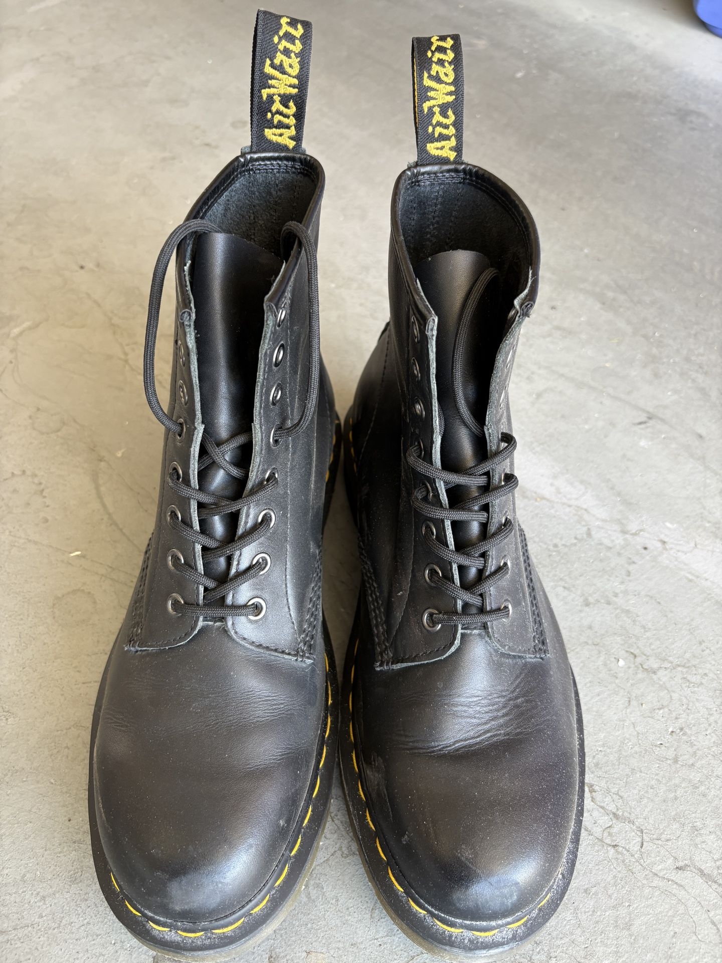Brand New Dr Martens Airwair Slip Resistant Leather Lace Up Boots