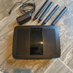 Linksys EA8100 Internet Router
