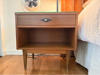 Mid-zCentury Nightstand with Drawer