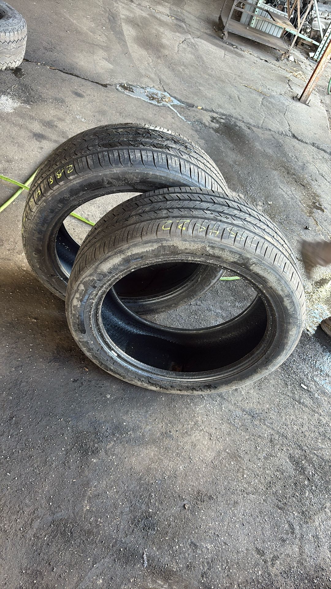 285/45/22 Pair Of Tires Force Uhp